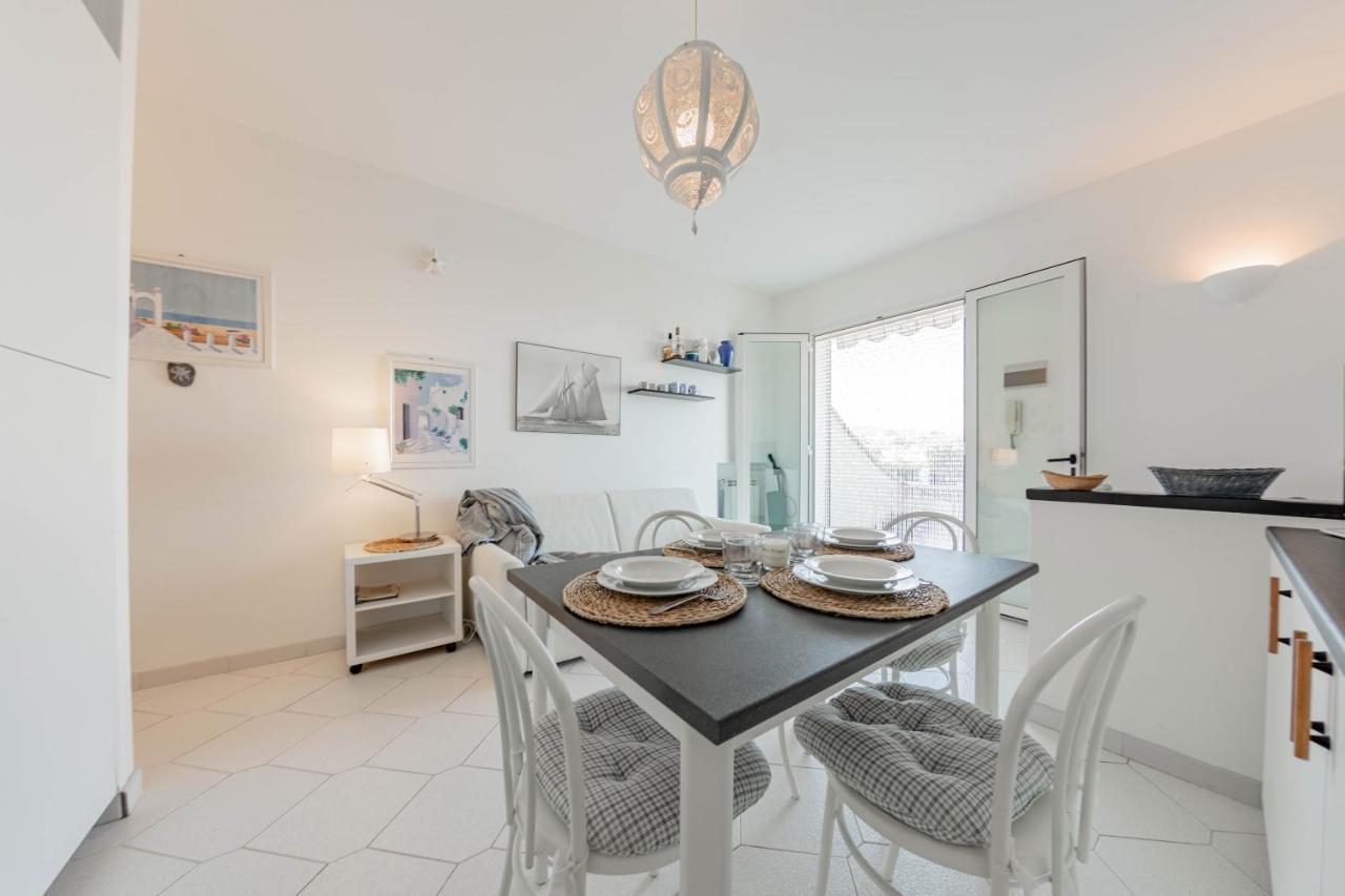H11 Residence Gli Ulivi Piscina - Liguria San Lorenzo al Mare Extérieur photo
